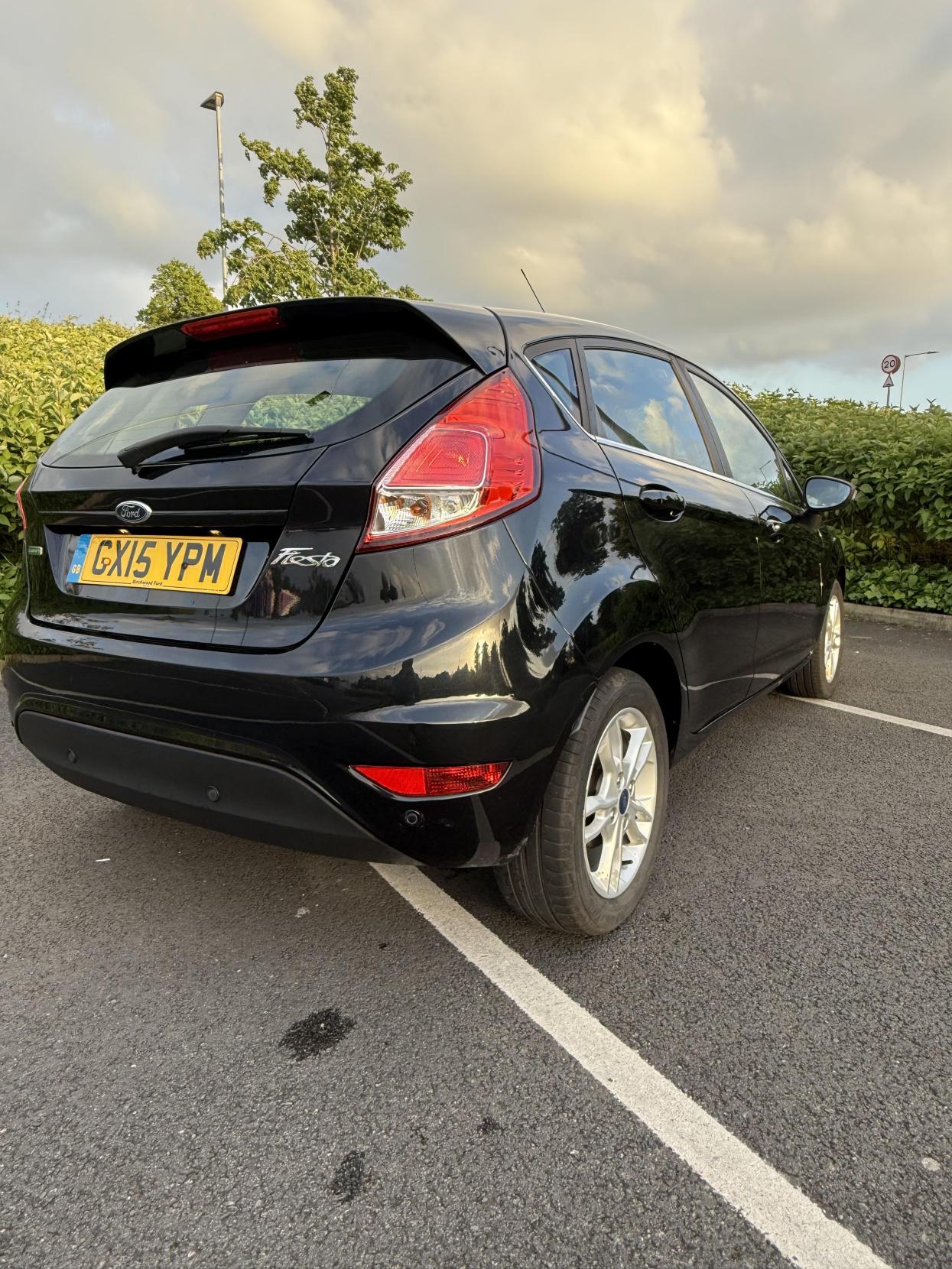 Ford Fiesta 1.0T EcoBoost Zetec Hatchback 5dr Petrol Manual Euro 6 (s/s) (100 ps)